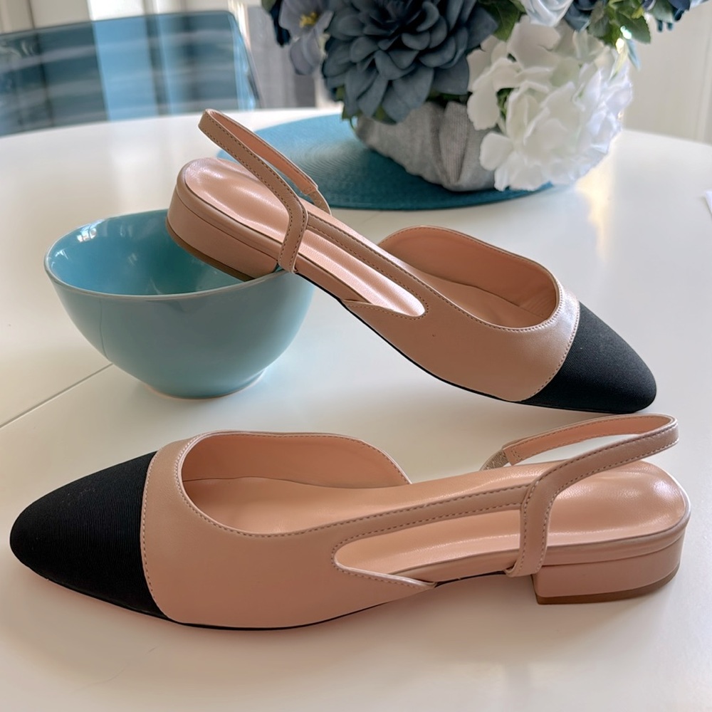 Slingback Flat Shoes, beige, black toe , Size 6,5